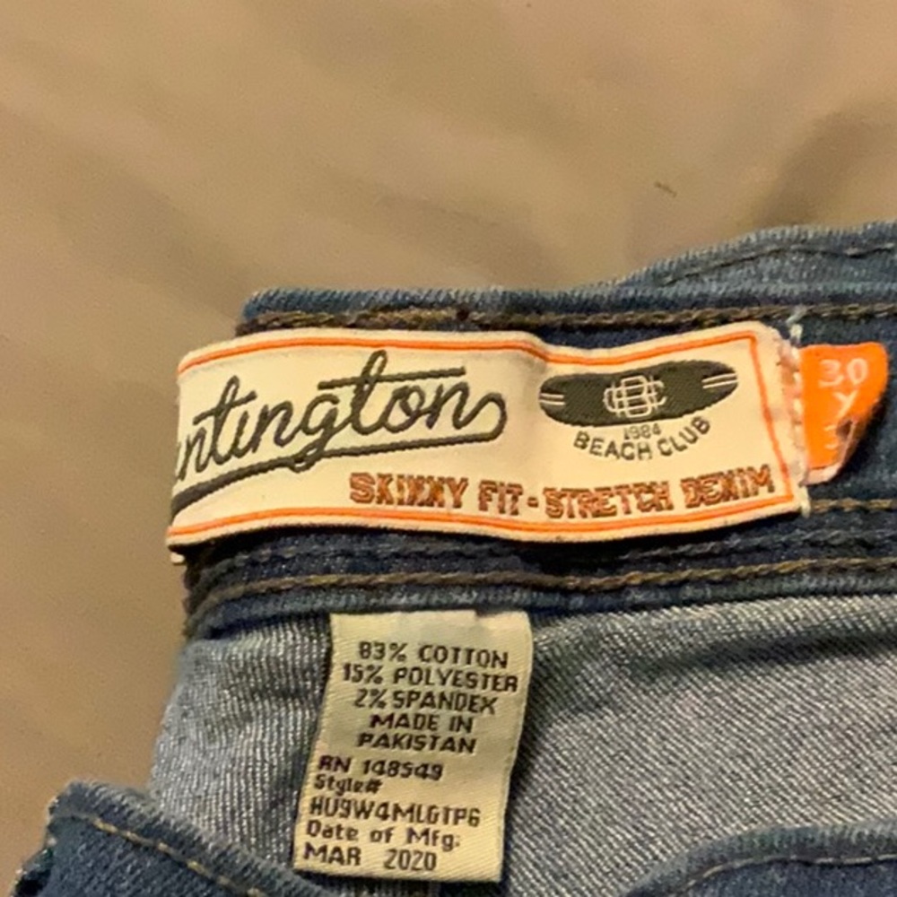 Huntington Jeans - Picture 2 of 2